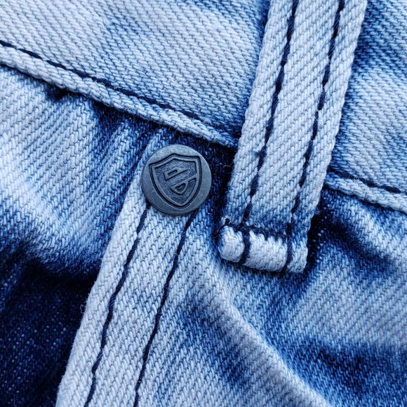 Encrypted Supply Company bleached distressed short - Picture 5 of 10